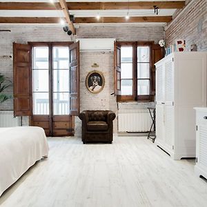 Lovely Loft Near Barcelona Center